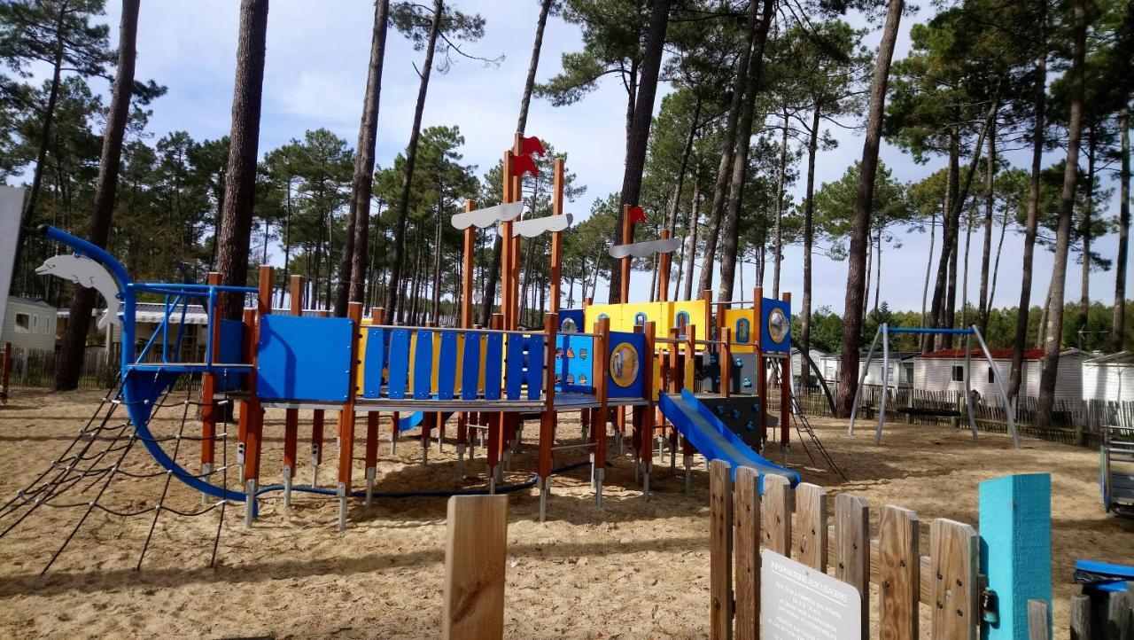 Mobilhome Cote Landaise Les Dunes De Contis 4 แซ็งต์-จูเลียง-อ็อง-บอร์ง ภายนอก รูปภาพ